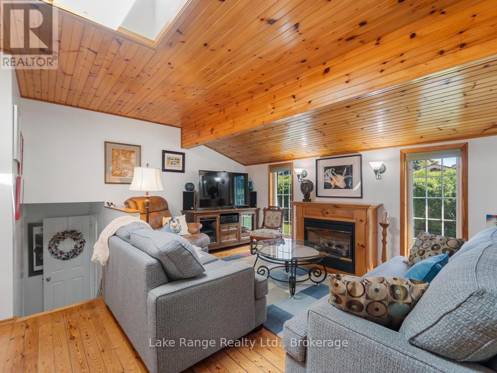 269 Huron Road, Huron-Kinloss, Ontario  N2Z 2X3 - Photo 12 - X12879186