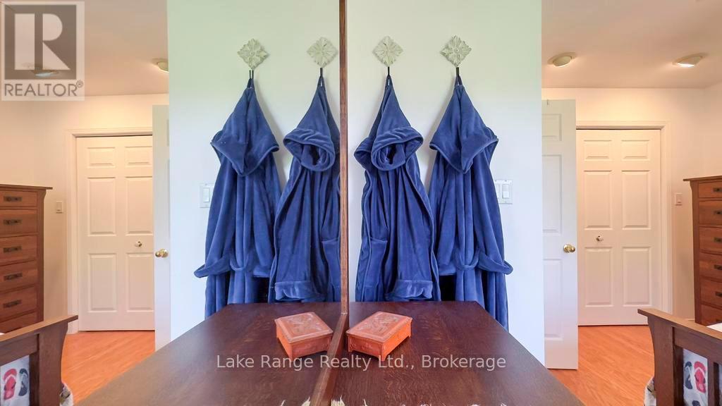 269 Huron Road, Huron-Kinloss, Ontario  N2Z 2X3 - Photo 18 - X12879186