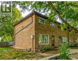 18 RIVERDALE Drive, Hamilton, Ontario