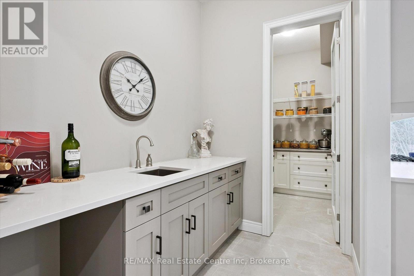 187 Ambrous Crescent, Guelph, Ontario  N1G 0G3 - Photo 8 - X12880122