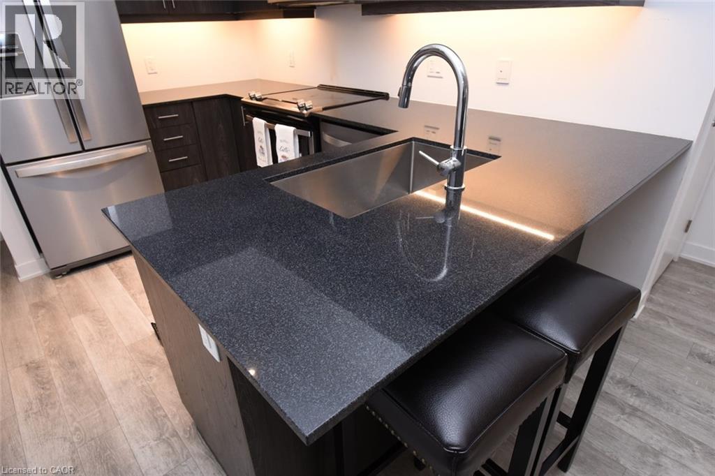 16 Markle Crescent Unit# 111, Ancaster, Ontario  L9G 0H4 - Photo 5 - 40812053