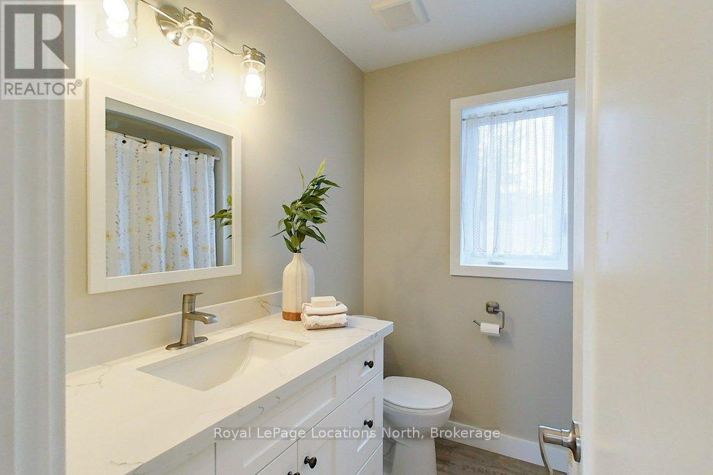 47 Balsam Street, Tiny, Ontario  L0L 1P0 - Photo 25 - S12881636