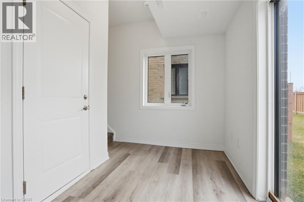 32 Radison Lane, Hamilton, Ontario  L8H 0B5 - Photo 25 - 40812121