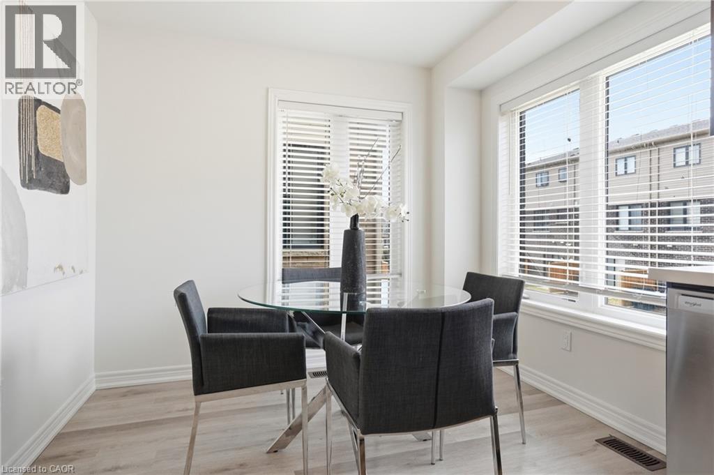 32 Radison Lane, Hamilton, Ontario  L8H 0B5 - Photo 9 - 40812121