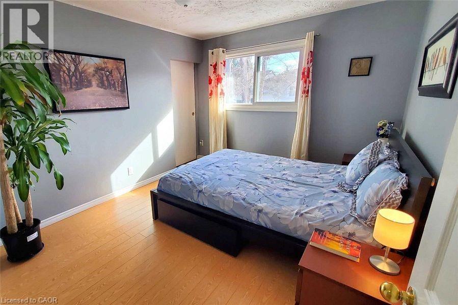 89 Barbara Crescent, Kitchener, Ontario  N2M 4N3 - Photo 2 - 40812236