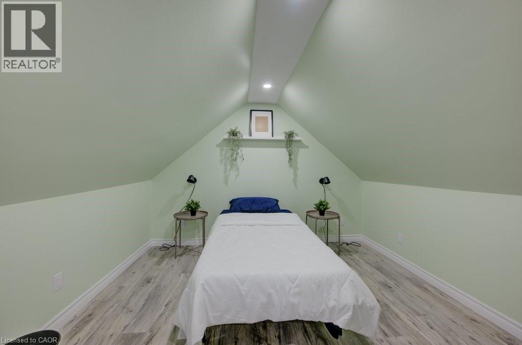 74 Mcdougall Road, Waterloo, Ontario  N2L 2W5 - Photo 26 - 40812237