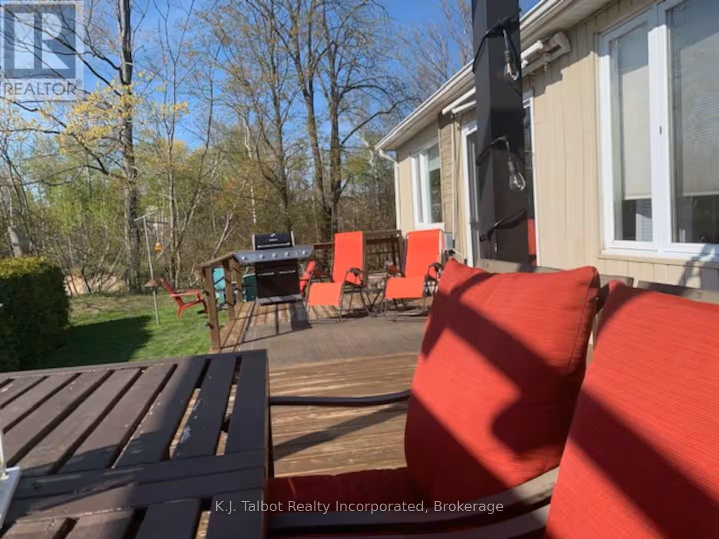 9 Ravine Park Road N, Central Huron, Ontario  N7A 3X8 - Photo 26 - X12883578