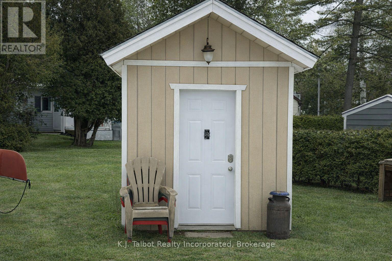 9 Ravine Park Road N, Central Huron, Ontario  N7A 3X8 - Photo 5 - X12883578