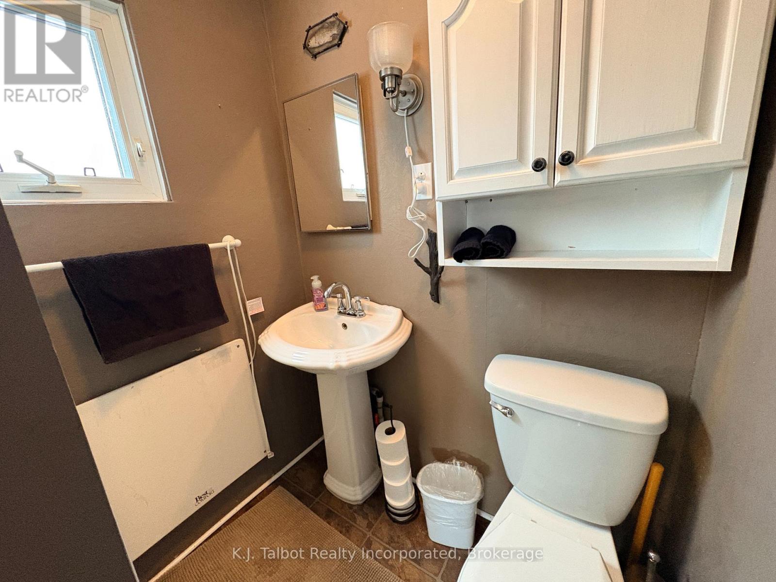 9 Ravine Park Road N, Central Huron, Ontario  N7A 3X8 - Photo 7 - X12883578