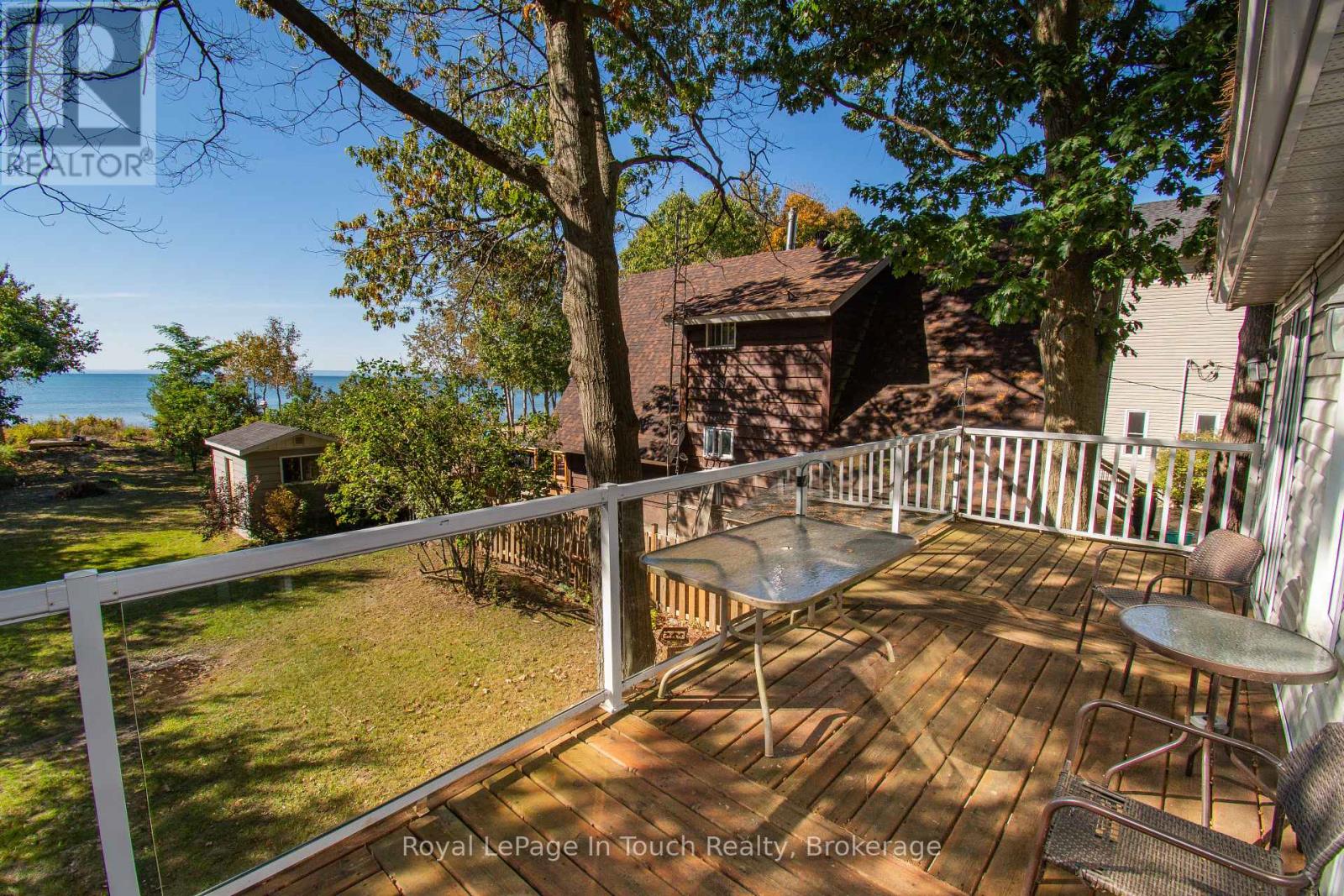 64 Wahnekewening Drive, Tiny, Ontario  L0L 2J0 - Photo 9 - S12884780