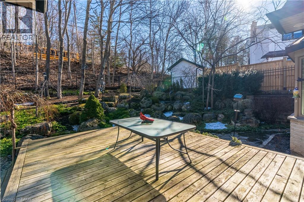 200 Falling Brook Drive, Ancaster, Ontario  L9G 1E6 - Photo 41 - 40812309