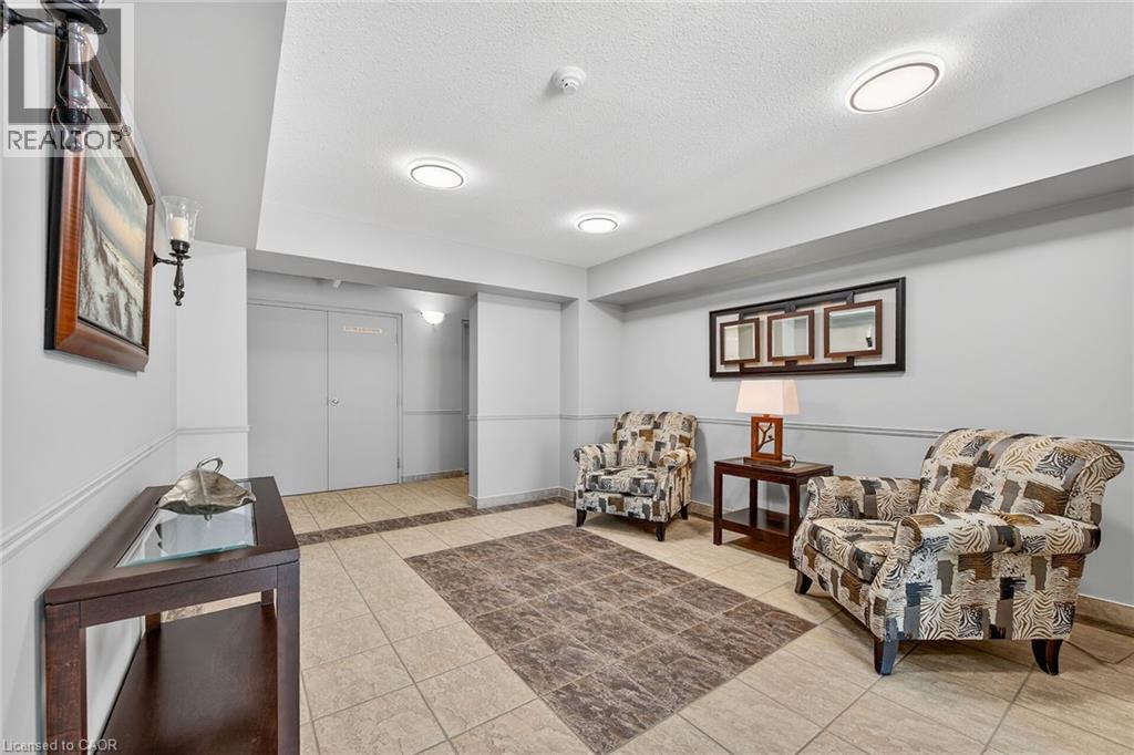 12 St Andrew Street Unit# 205, Port Dover, Ontario  N0A 1N1 - Photo 8 - 40810279