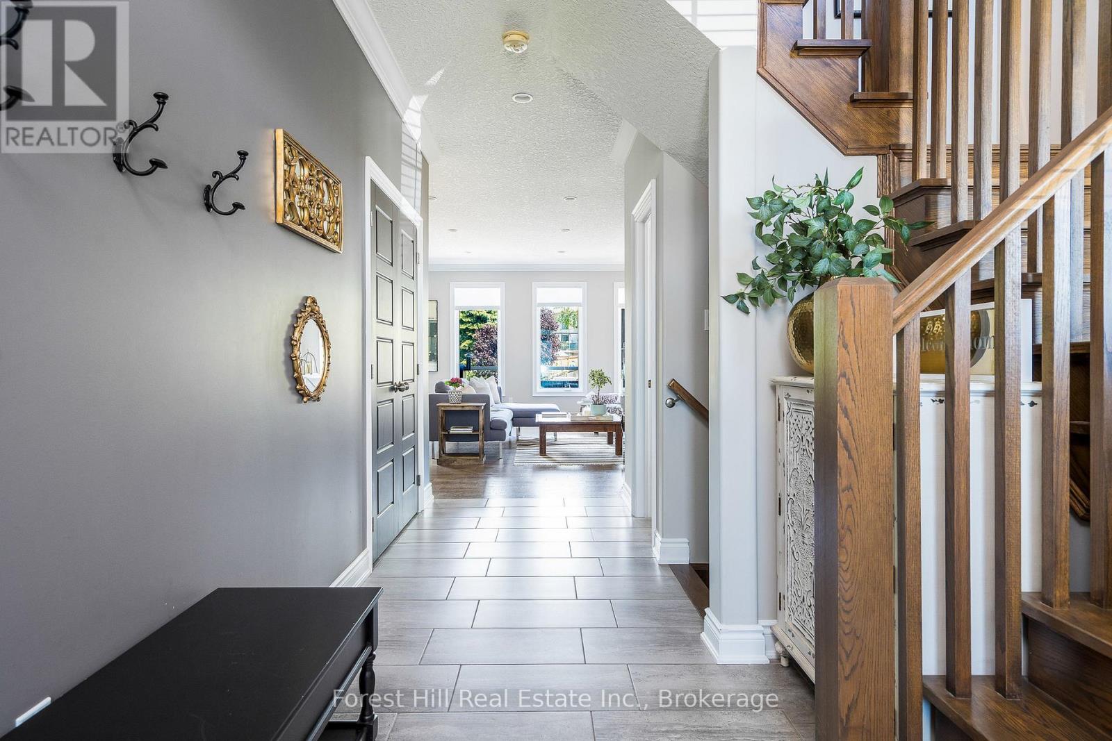 21 Marta Crescent, Barrie, Ontario  L4N 3N6 - Photo 5 - S12886740