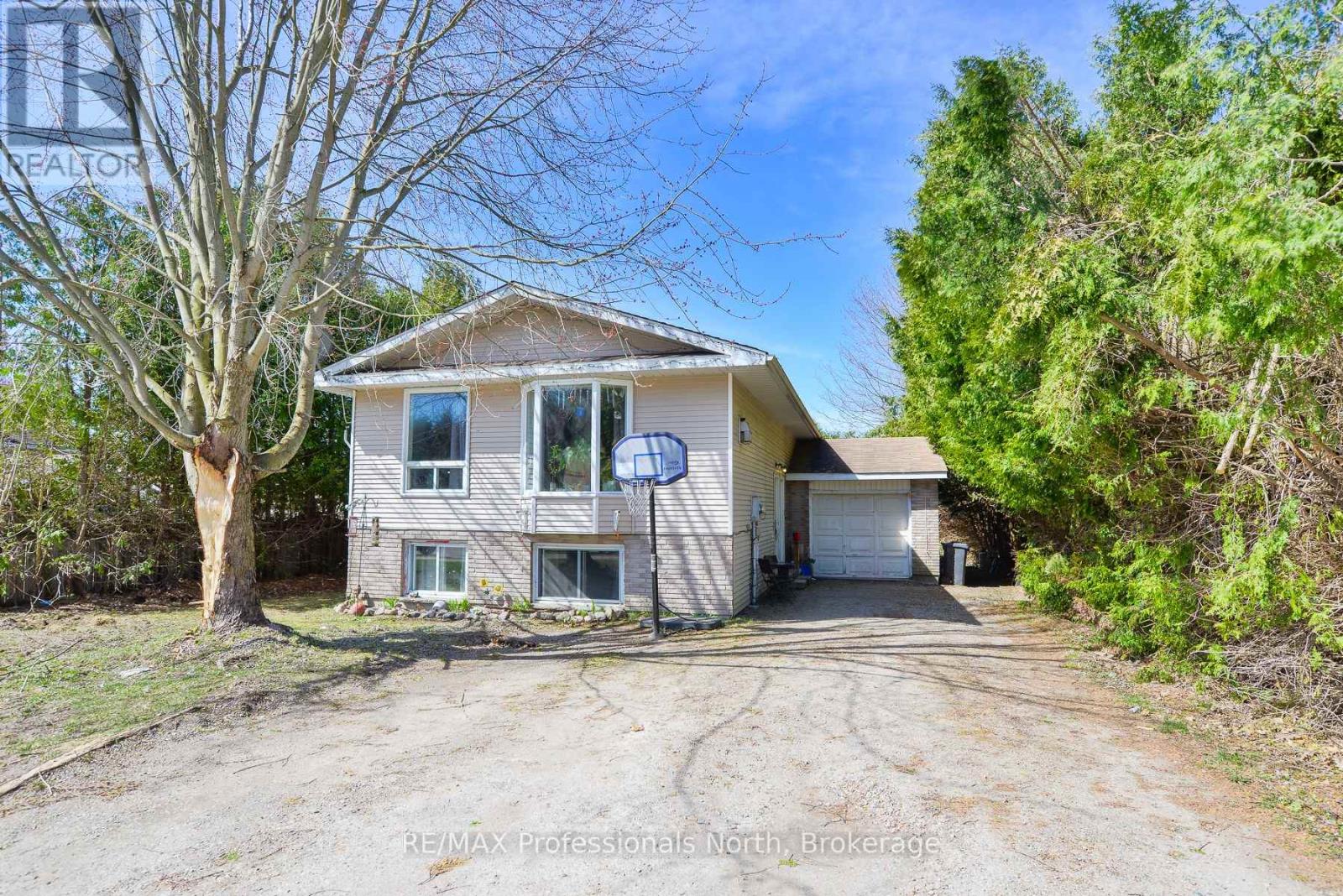 60 TAMARACK TRAIL, Bracebridge, Ontario