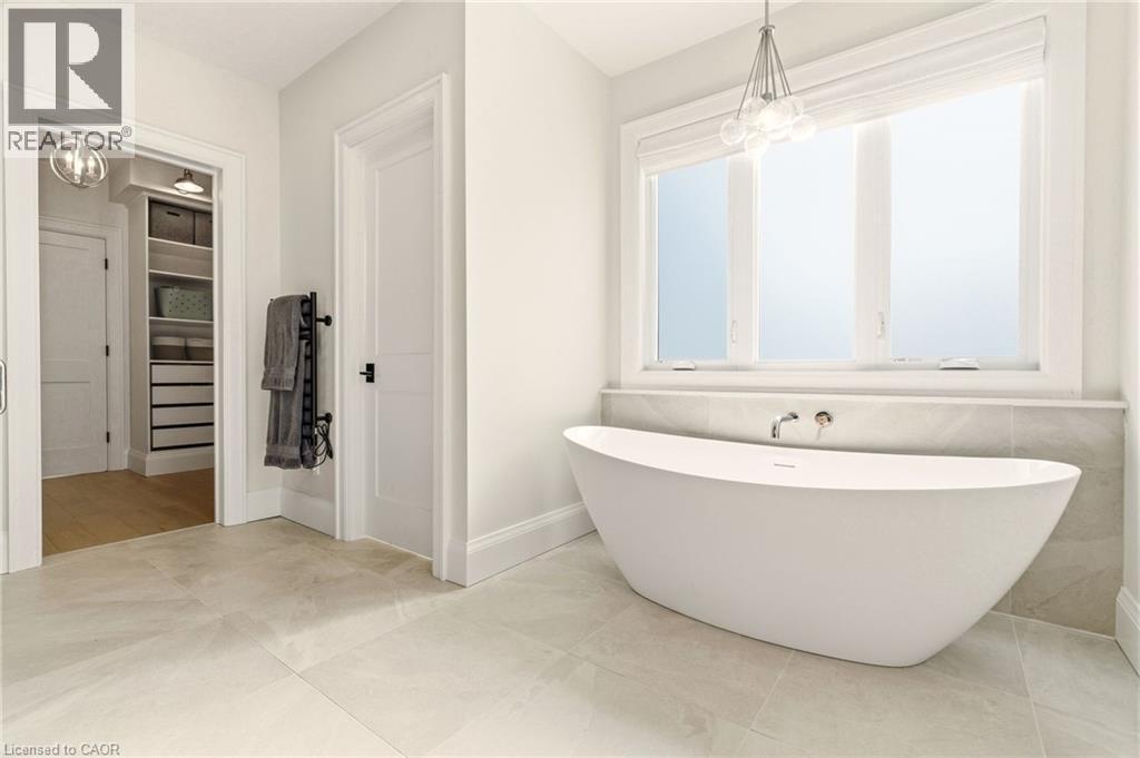 940 Gorton Avenue, Burlington, Ontario  L7T 1S5 - Photo 33 - 40812156