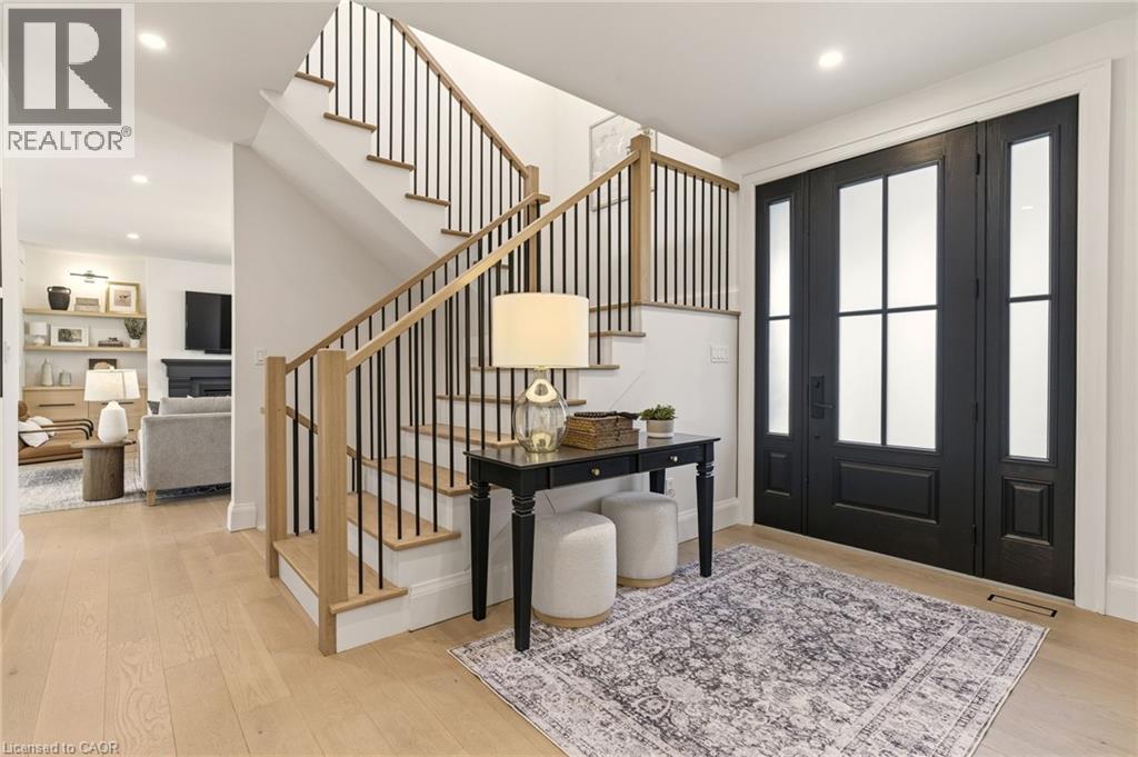 940 Gorton Avenue, Burlington, Ontario  L7T 1S5 - Photo 4 - 40812156