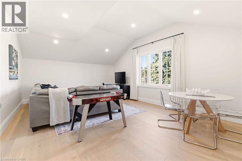 940 Gorton Avenue, Burlington, Ontario  L7T 1S5 - Photo 40 - 40812156