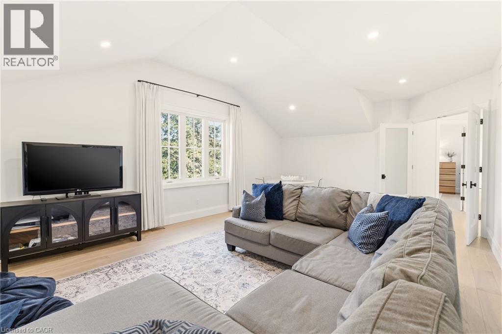 940 Gorton Avenue, Burlington, Ontario  L7T 1S5 - Photo 41 - 40812156