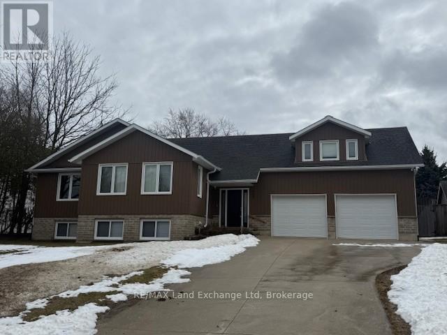 405 MINNIE STREET, North Huron, Ontario