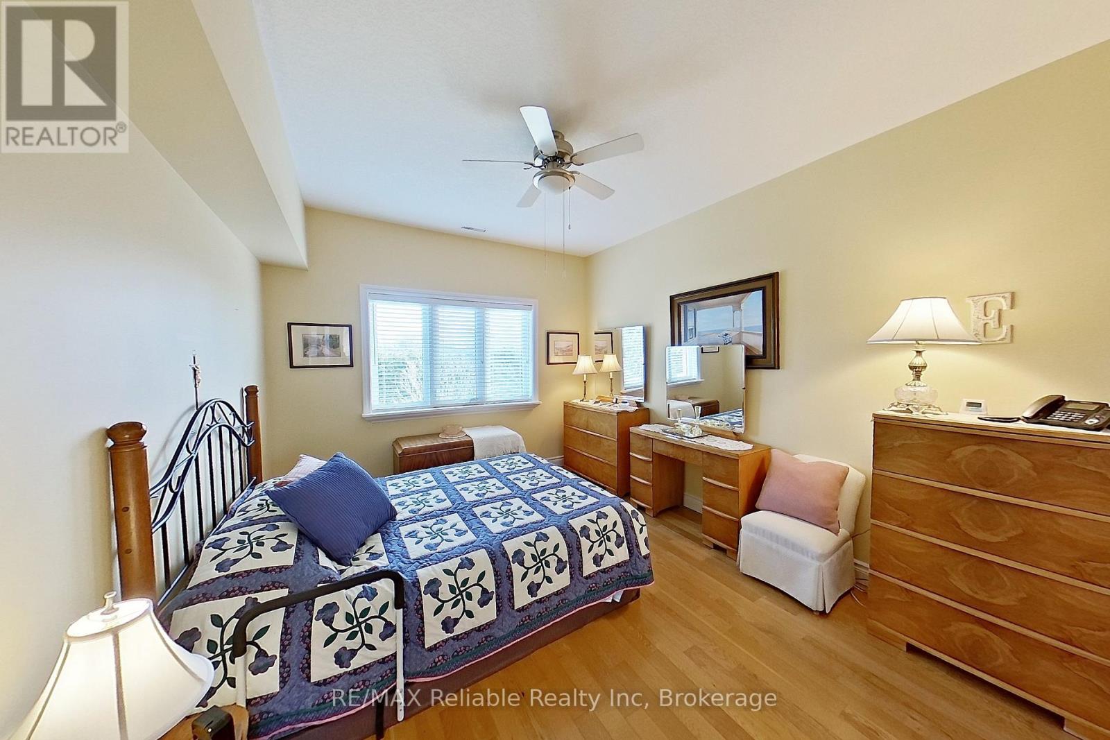 15 Bayfield Mews Lane, Bluewater, Ontario  N0M 1G0 - Photo 19 - X12887498