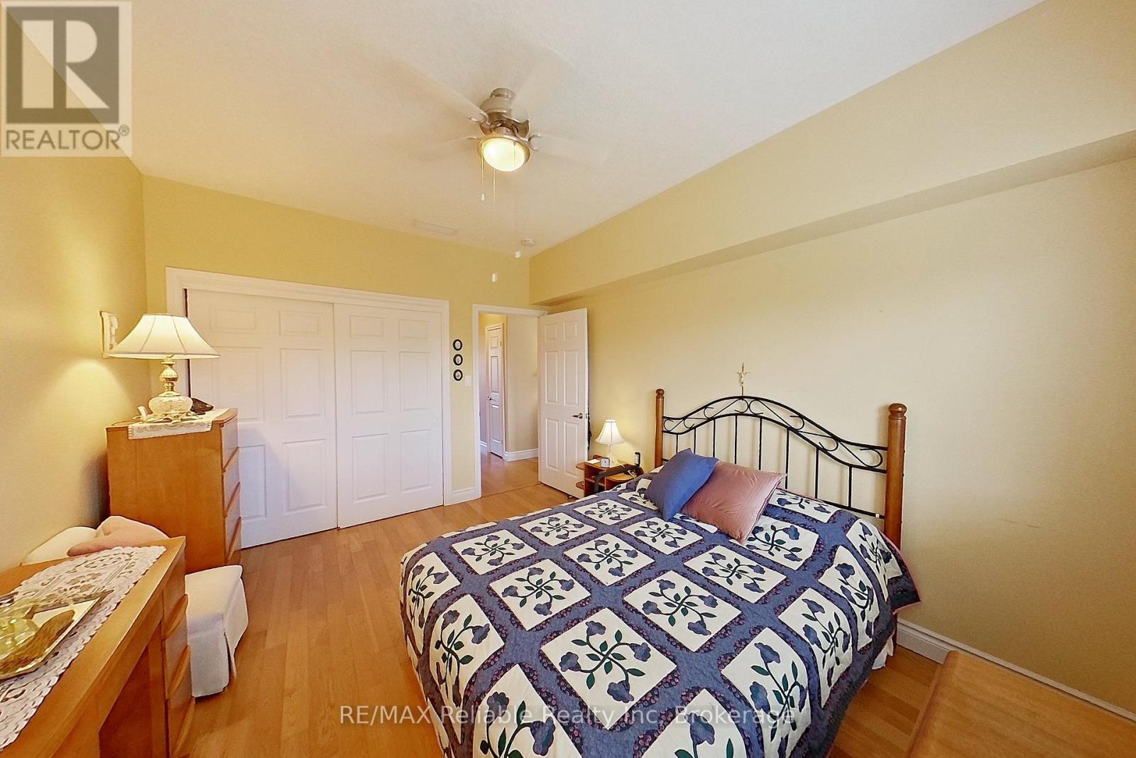 15 Bayfield Mews Lane, Bluewater, Ontario  N0M 1G0 - Photo 21 - X12887498