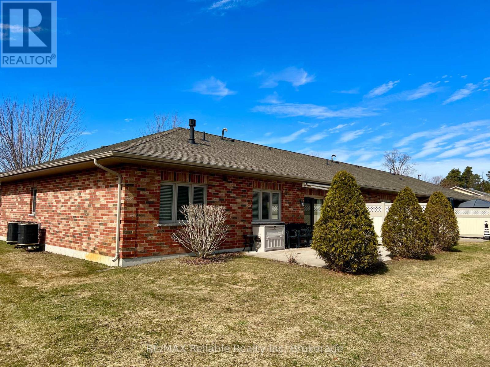 15 Bayfield Mews Lane, Bluewater, Ontario  N0M 1G0 - Photo 35 - X12887498