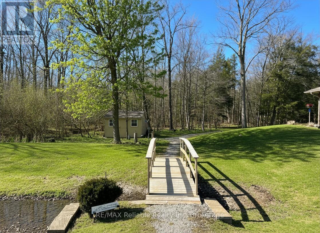 15 Bayfield Mews Lane, Bluewater, Ontario  N0M 1G0 - Photo 38 - X12887498