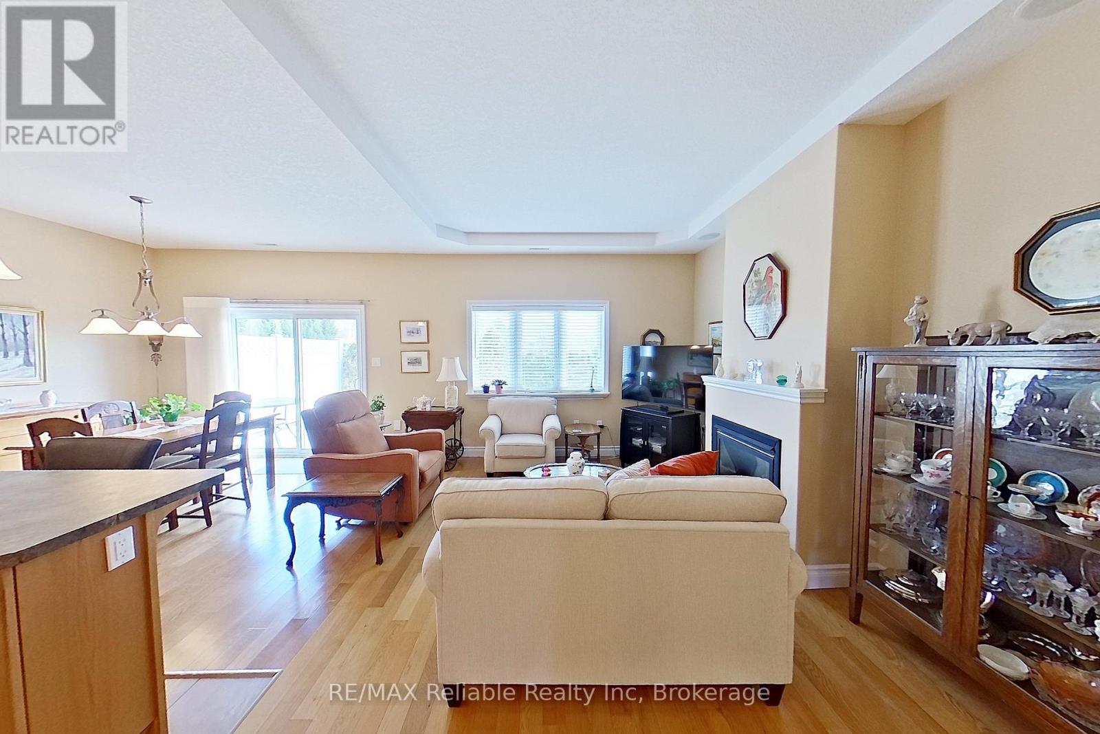 15 Bayfield Mews Lane, Bluewater, Ontario  N0M 1G0 - Photo 9 - X12887498