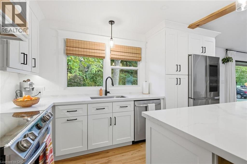 570 Westview Avenue, Hamilton, Ontario  L9G 1N9 - Photo 16 - 40812564