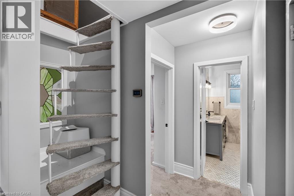 486 East 38th Street, Hamilton, Ontario  L8V 4G8 - Photo 23 - 40812550