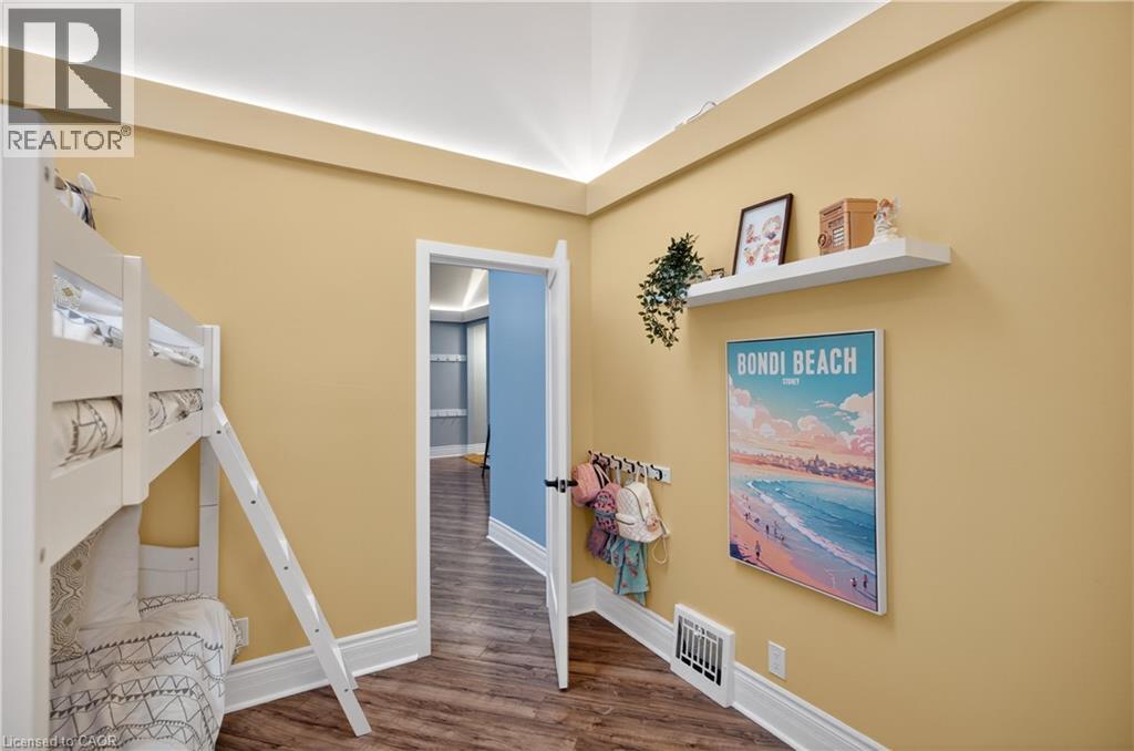 486 East 38th Street, Hamilton, Ontario  L8V 4G8 - Photo 32 - 40812550