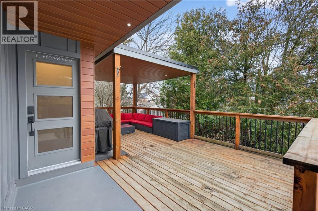 486 East 38th Street, Hamilton, Ontario  L8V 4G8 - Photo 4 - 40812550