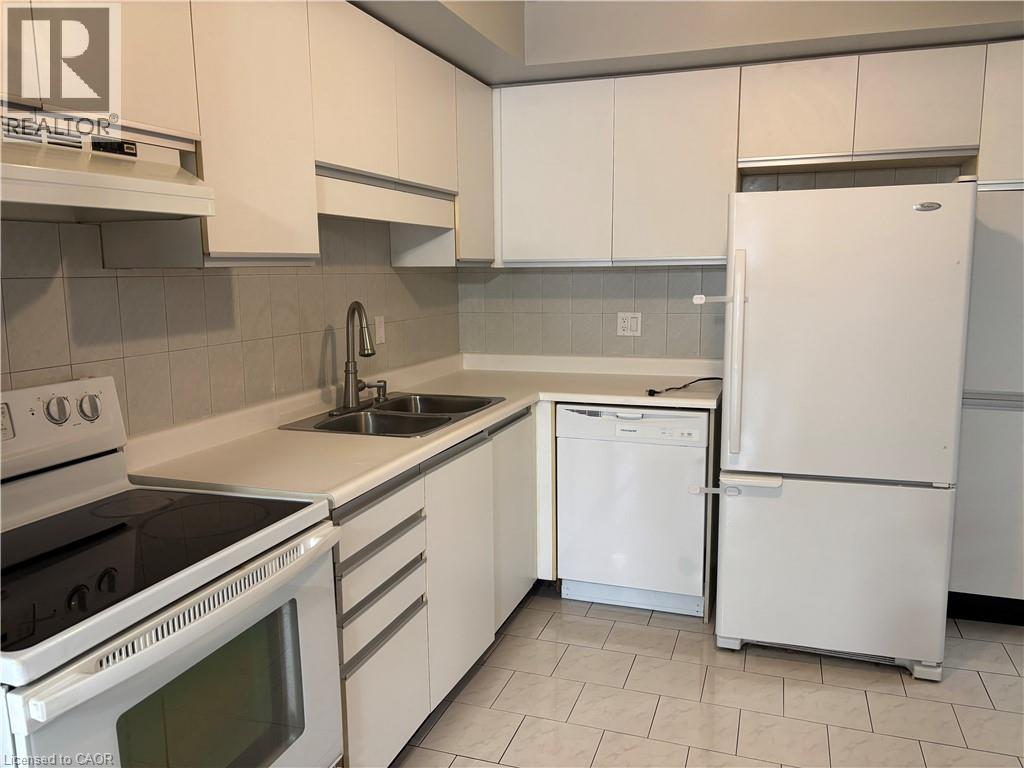 1 Royalwood Court Unit# 55, Hamilton, Ontario  L8E 4Y2 - Photo 5 - 40812479