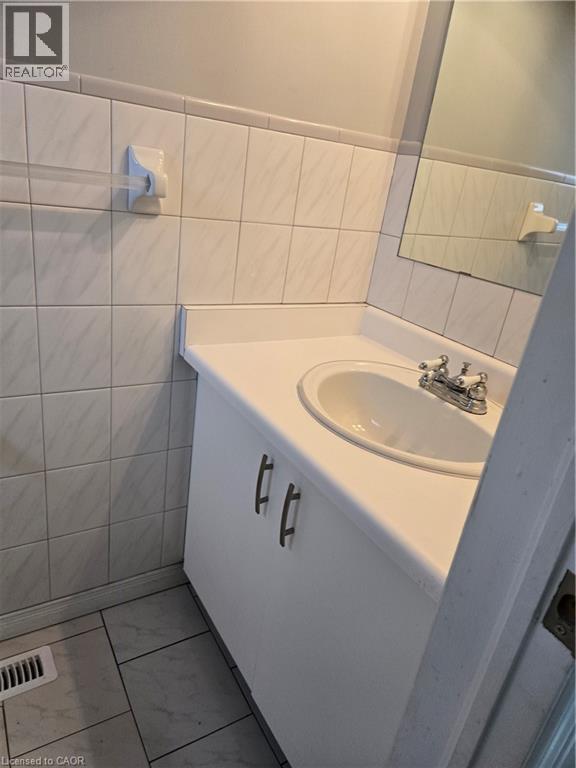 1 Royalwood Court Unit# 55, Hamilton, Ontario  L8E 4Y2 - Photo 8 - 40812479