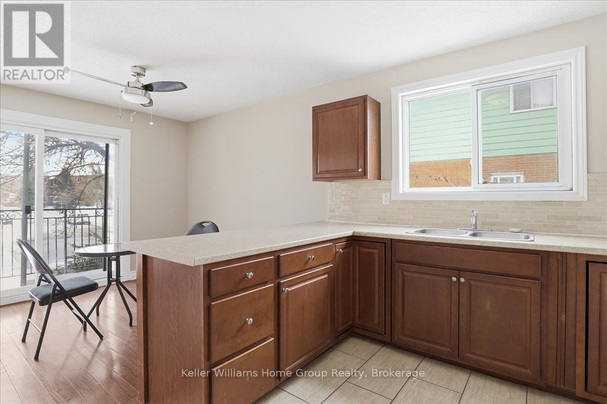 118 Chandler Drive, Kitchener, Ontario  N2E 1G6 - Photo 17 - X12888118