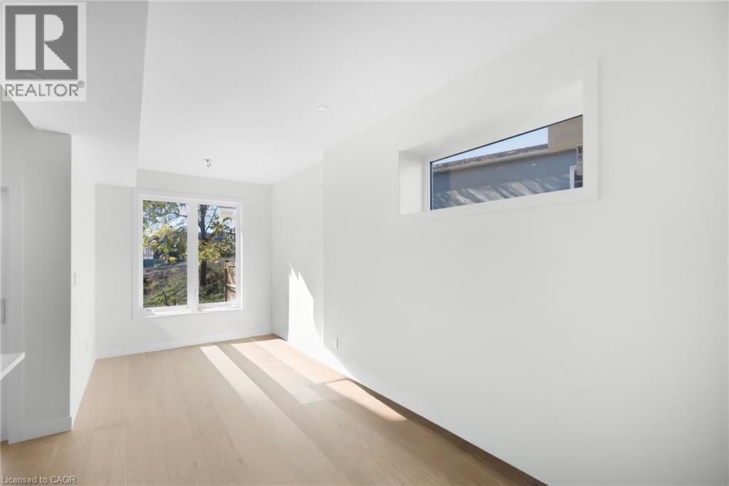 214 William Street, Delhi, Ontario  N4B 2E1 - Photo 7 - 40812367