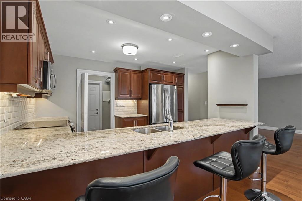 29 Archdeacon Clark Trail, Hamilton, Ontario  L9B 2M1 - Photo 14 - 40797915