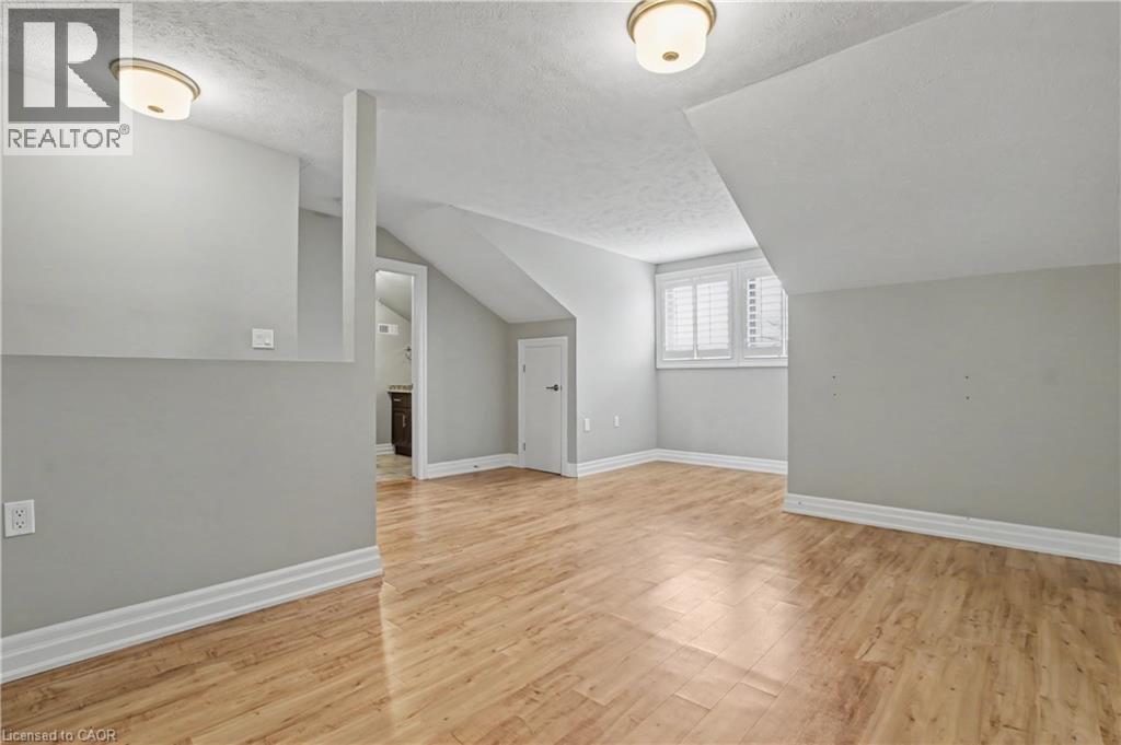 29 Archdeacon Clark Trail, Hamilton, Ontario  L9B 2M1 - Photo 26 - 40797915