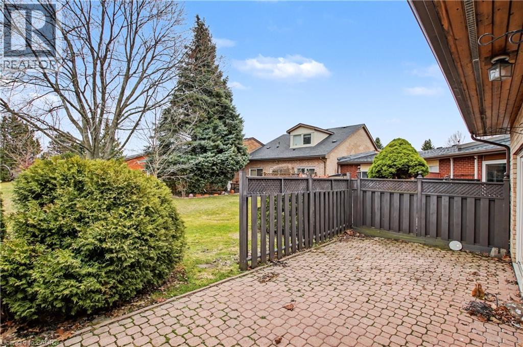 29 Archdeacon Clark Trail, Hamilton, Ontario  L9B 2M1 - Photo 31 - 40797915