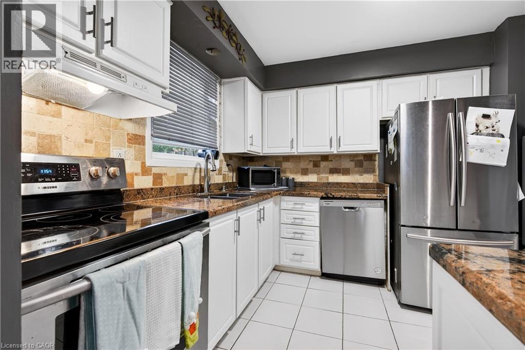 106 Wendover Drive, Hamilton, Ontario  L9C 5X5 - Photo 12 - 40812062