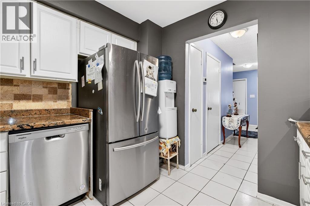 106 Wendover Drive, Hamilton, Ontario  L9C 5X5 - Photo 13 - 40812062