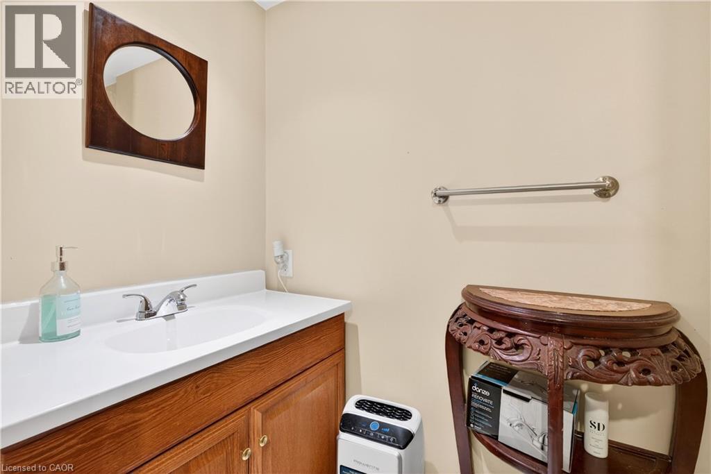 106 Wendover Drive, Hamilton, Ontario  L9C 5X5 - Photo 30 - 40812062