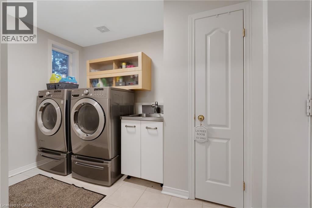 533 Woodfield Court, Kitchener, Ontario  N2P 2S8 - Photo 32 - 40812584