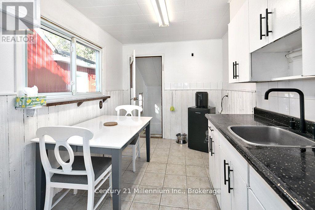 479 Hurontario Street, Collingwood, Ontario  L9Y 2M7 - Photo 12 - S12888582