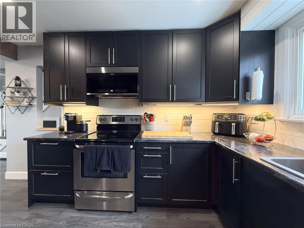 17 Melanie Crescent Unit# 17, Waterdown, Ontario  L0R 2H0 - Photo 16 - 40812398