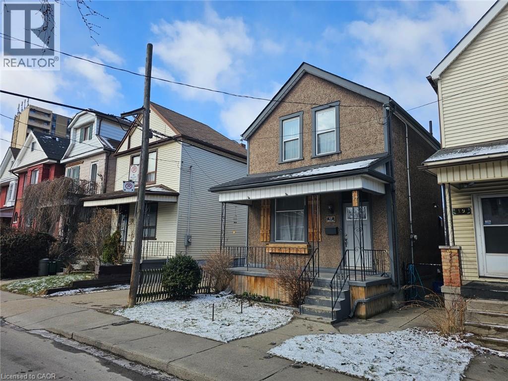 17 MINTO Avenue, Hamilton, Ontario