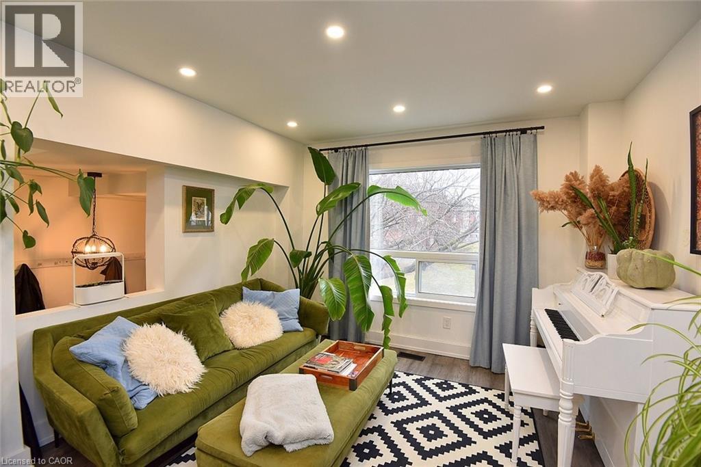 1221 Dundix Road Unit# 8, Mississauga, Ontario  L4Y 3Y9 - Photo 9 - 40812954