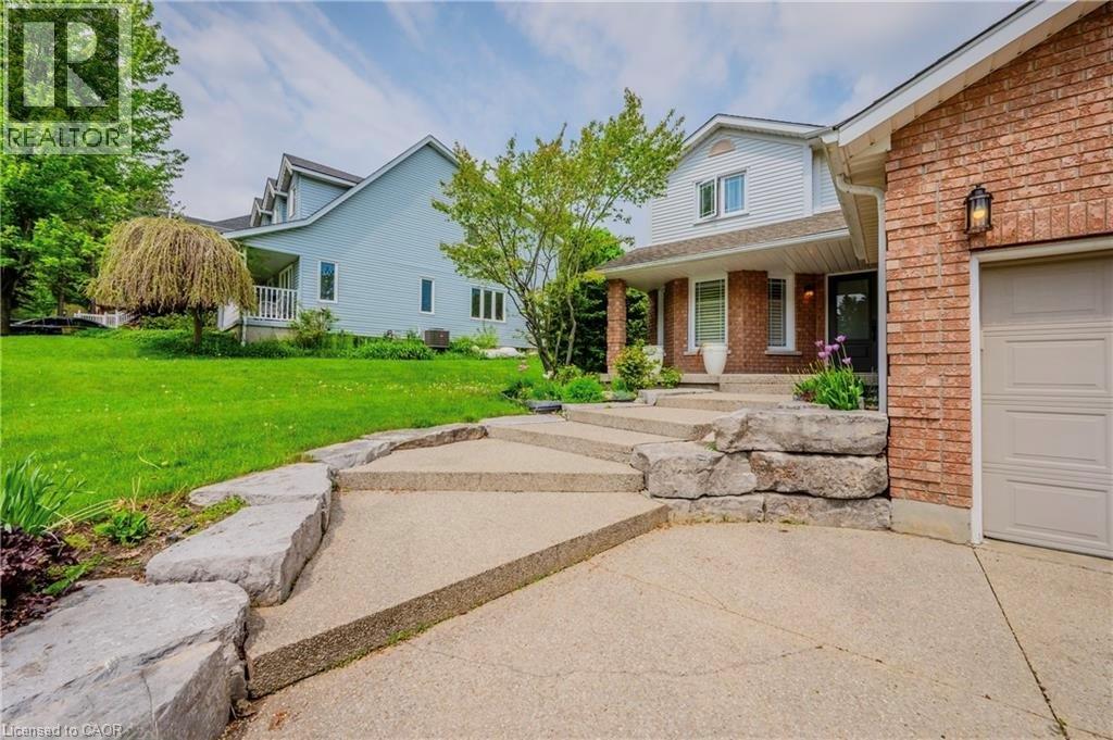 132 Trussler Road, Kitchener, Ontario  N2N 0A9 - Photo 3 - 40812525