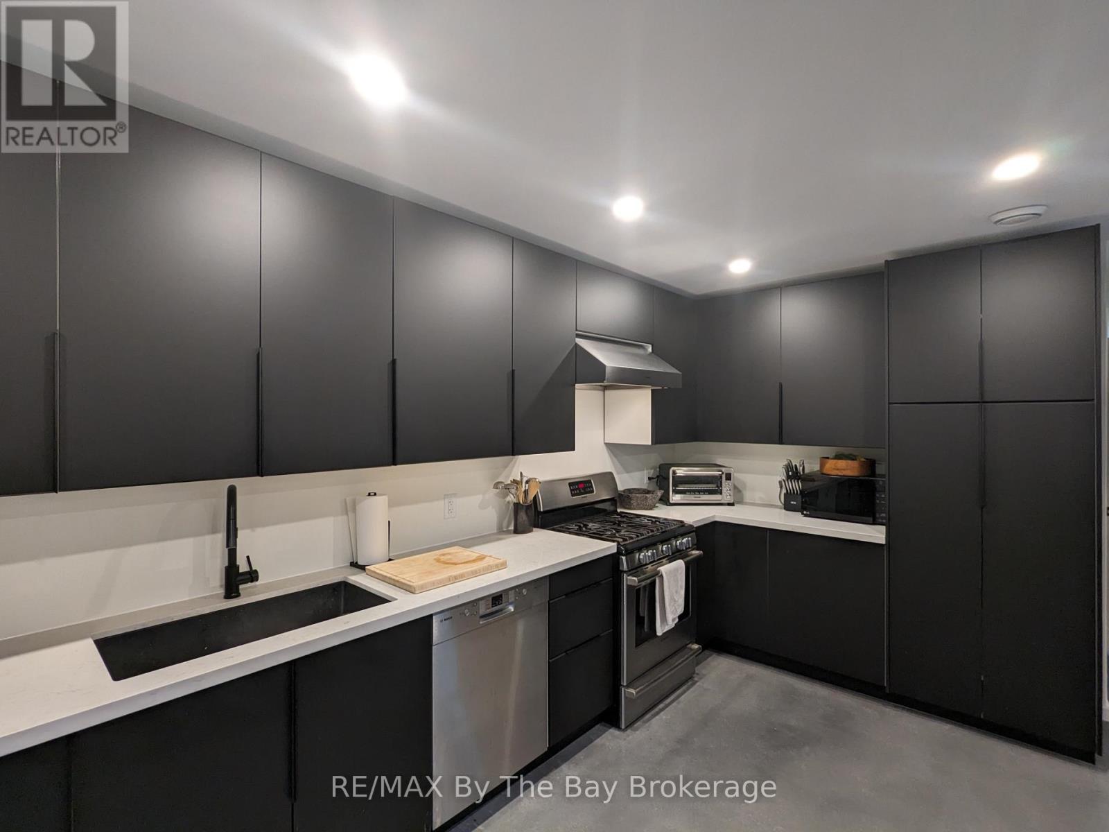 117 Glenlake Boulevard, Collingwood, Ontario  L9Y 3Z1 - Photo 7 - S12892500