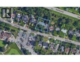 654 ROCKWAY Drive, Kitchener, Ontario